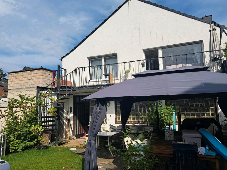 Thumbnail-Großzügiges Einfamilienhaus in ruhiger Lage- ideal für Familien