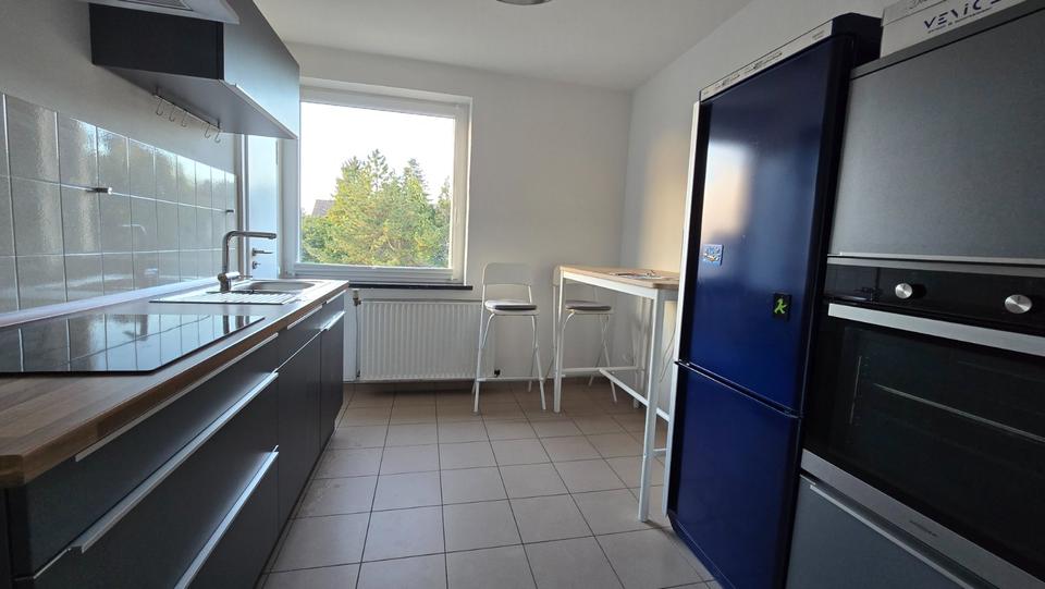 Thumbnail-TOP Lage Galgenberg: 3-Zi-Whg mit Einbaukü. + Südbalkon ab sofort