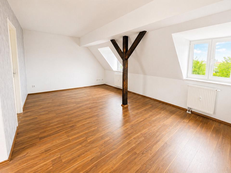 Thumbnail-große Dachgeschosswohnung für Kreative!