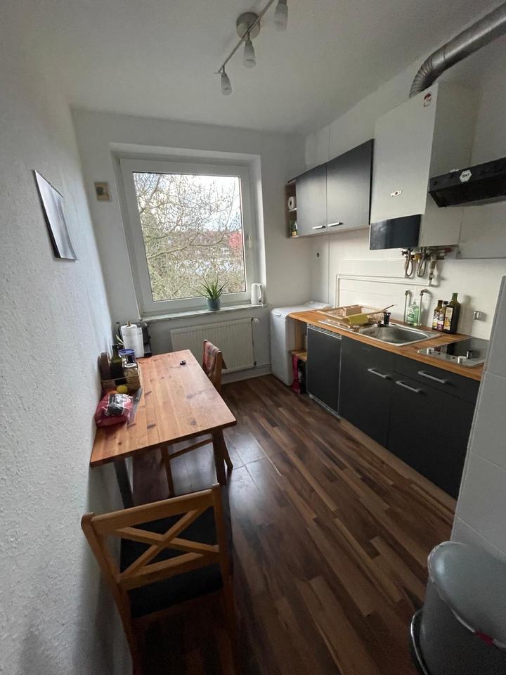 Thumbnail-Helle 2 Zimmer Wohnung 50qm zum 1.2.Gartenmotbenutzung