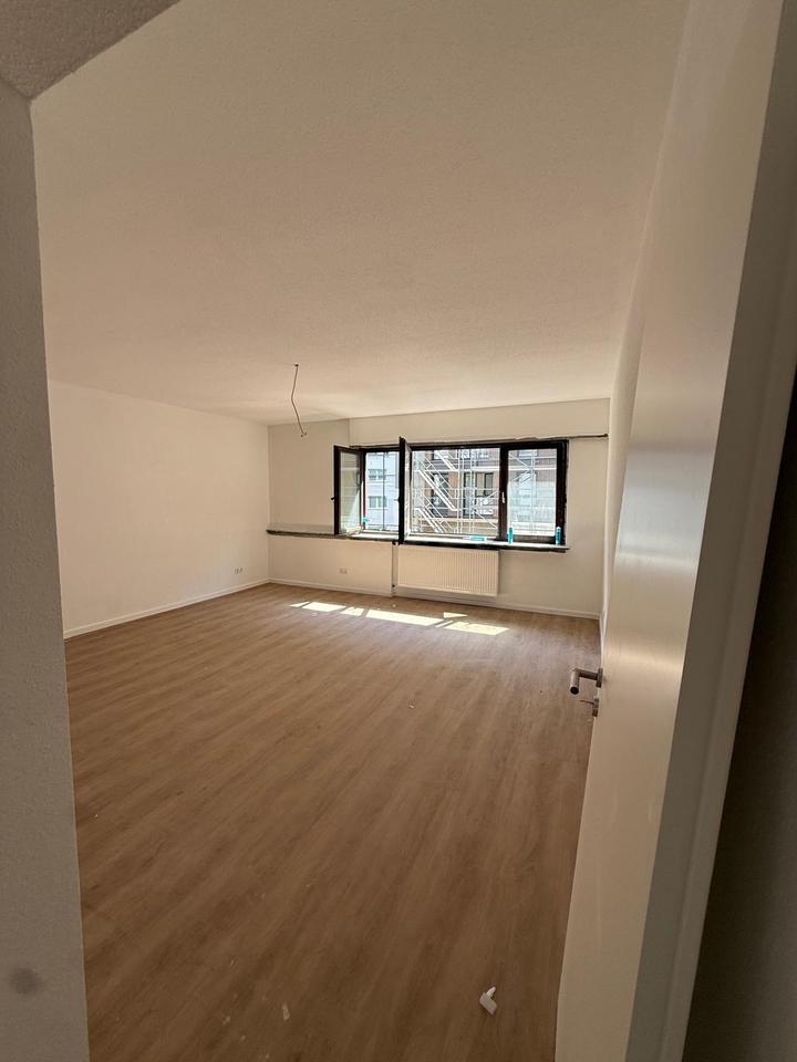 Thumbnail-3-Zimmer-Wohnung (95 m²) in Toplage Mannheim