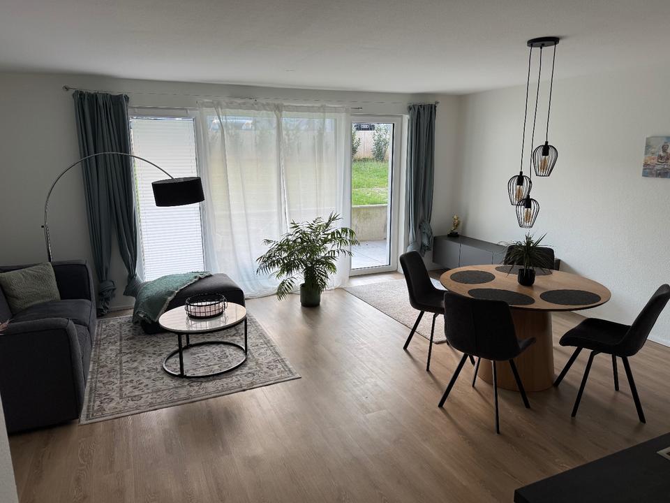 Thumbnail-Helle, möblierte 2-Zimmer-Wohnung mit großer Terrasse in Siegburg