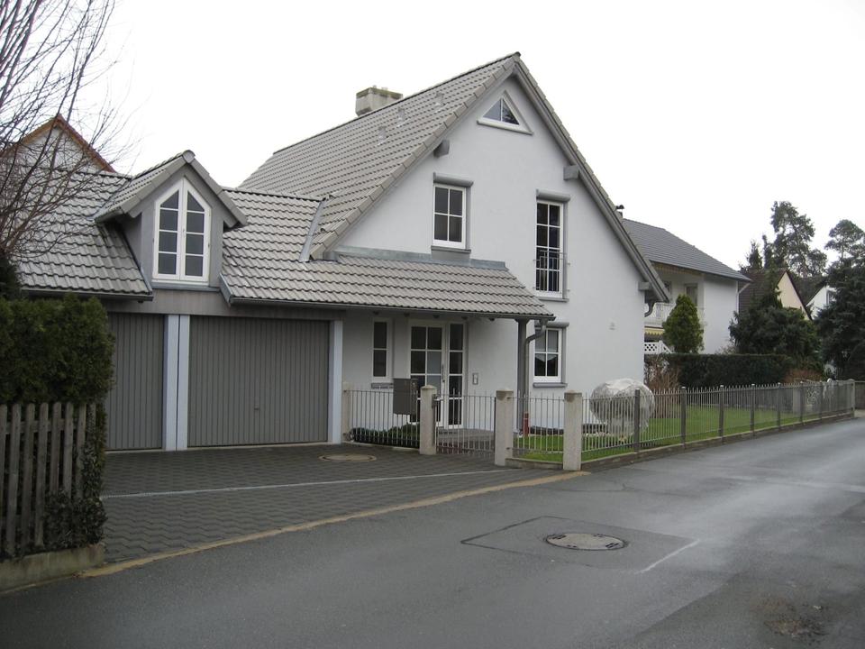 Thumbnail-Großes schönes Einfamilienhaus im ruhiger Lage