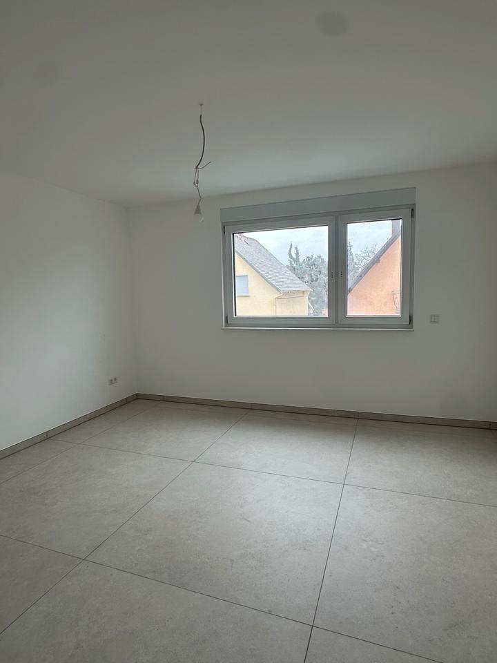 Thumbnail-Großzügige 3-Zimmer Wohnung auf 100m2 in Forst(Bruchsal)