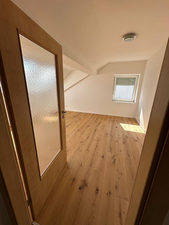 Thumbnail-Dachgeschosswohnung 2 Zimmer in Ampfing zu vermieten