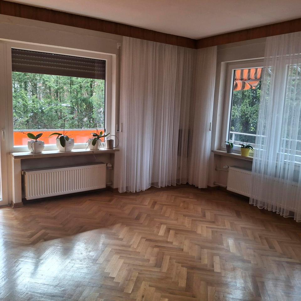 Thumbnail-5-Zimmerwohnung