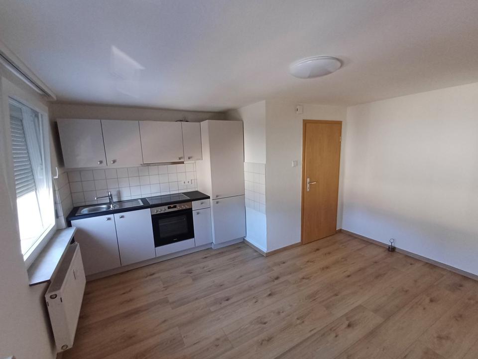 Thumbnail-Gemütliche 2-Zimmer wohnung in Eppelheim ab 01-02-2025 (Heidelberg) JOBCENTER wird nicht BERÜCKSICHTIGT!