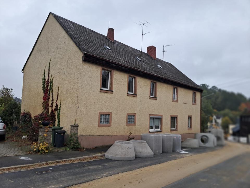 Thumbnail-Schnäppchen Zweifamilienhaus in Schirnding