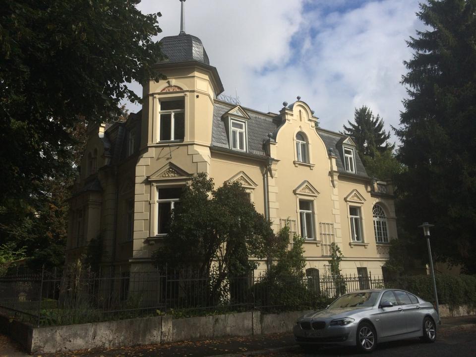 Thumbnail-Studiowohnung in repräsenativer Villa in ruhiger Lage am Ilmpark