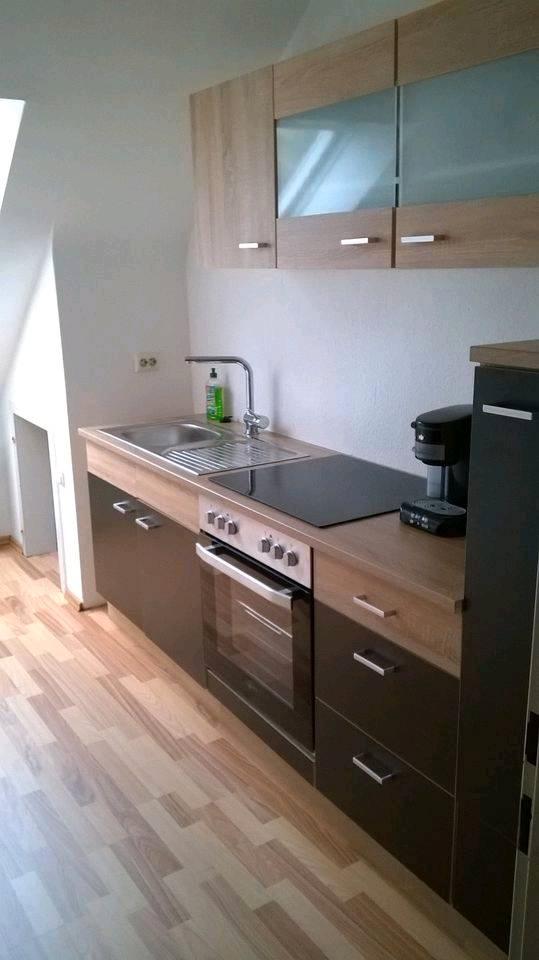 Thumbnail-Modernisierte 3-Zimmer-DG-Wohnung mit Süd-Terrasse und Stellplatz