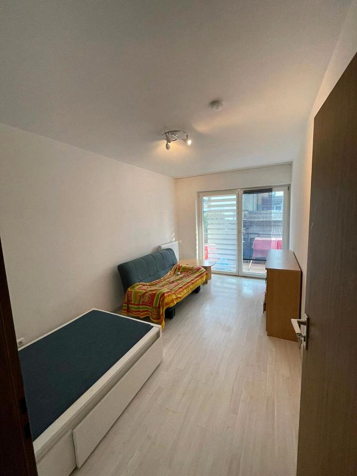 Thumbnail-WG-Zimmer mit Balkon zu vermieten