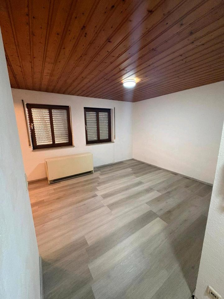 Thumbnail-Zentrale Mietwohnung in Sersheim 2 Zimmer + Balkon; Keller