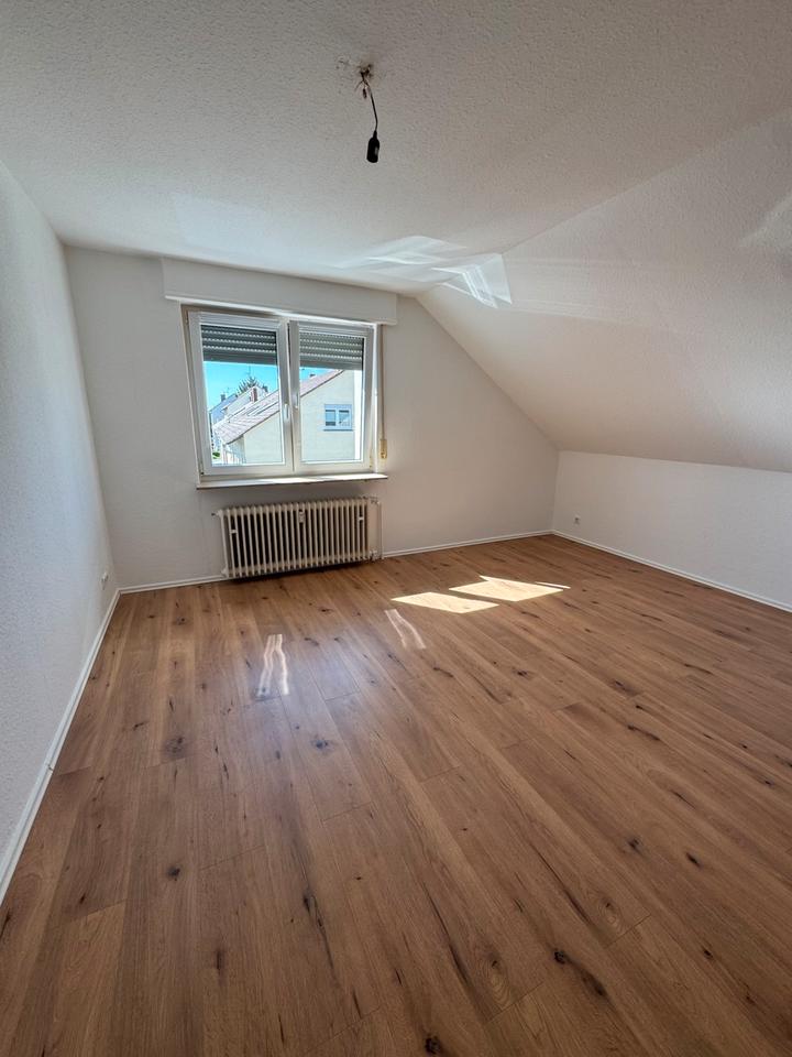 Thumbnail-Helle 2-Zimmer-Dachgeschosswohnung in Heddesheim