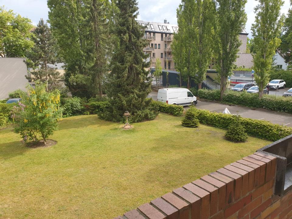 Thumbnail-Berlin 2 Zimmer 54m² 1.OG Balkon EBK S-Bahn Lankwitz Mitte frei