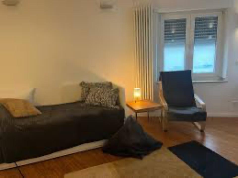 Thumbnail-Möblierte Wohnung 5 Zimmer zu vermieten – Lichtenberg Alt-Hoh