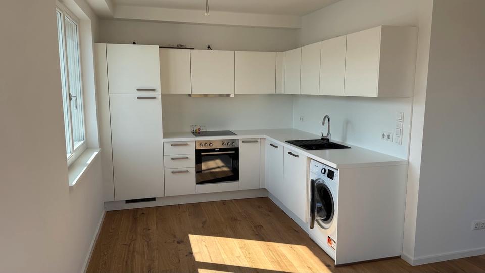 Thumbnail-New sunny Apartment with kitchen and balcony