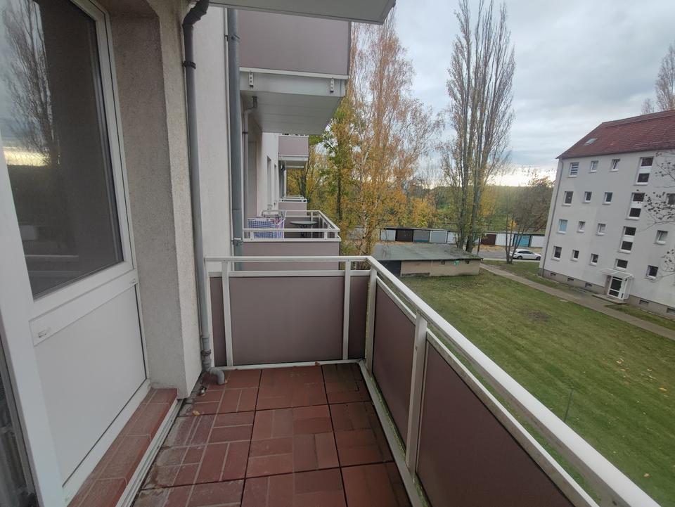 Thumbnail-Modern saniertes Wohnglück mit Balkon und Wannenbad – sofort verfügbar in Merseburg