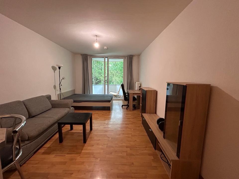 Thumbnail-Möblierte 1-Zimmer-Wohnung zur Zwischenmiete in Berlin-Hermsdorf