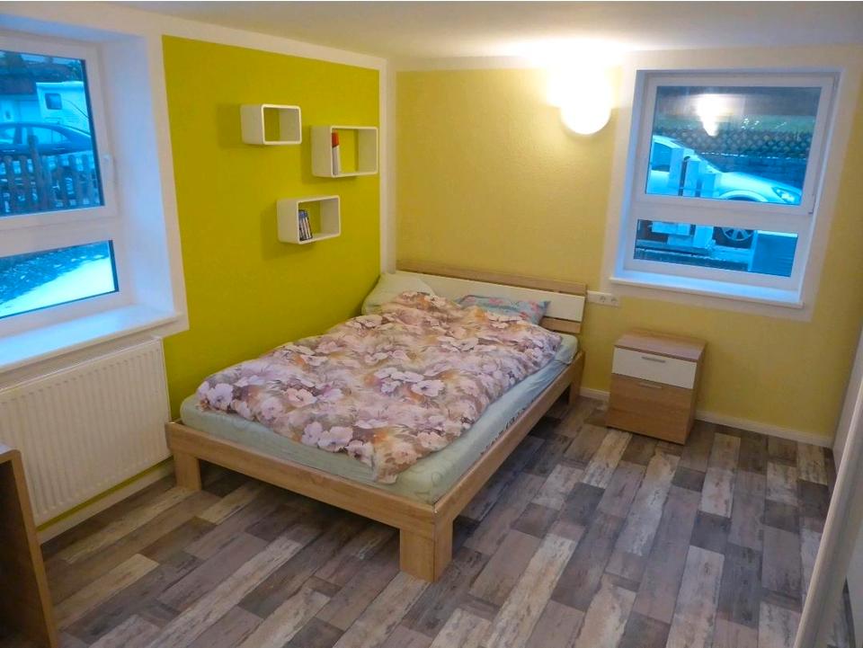 Thumbnail-WG Zimmer Künzelsau möbliert, Jobcenter möglich