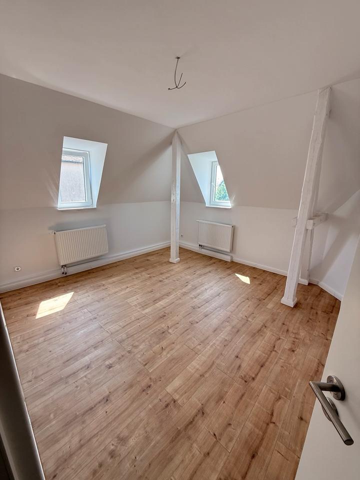 Thumbnail-Altbau-Wohnung 3 Raum Einbauküche Garten Dachgeschoss