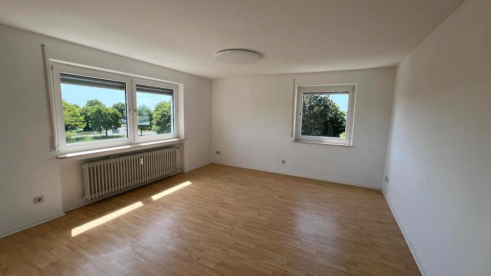 Thumbnail-Neu Sanierte 3,5 Zimmer Wohnung 84qm in Laupheim Zentrumsnah