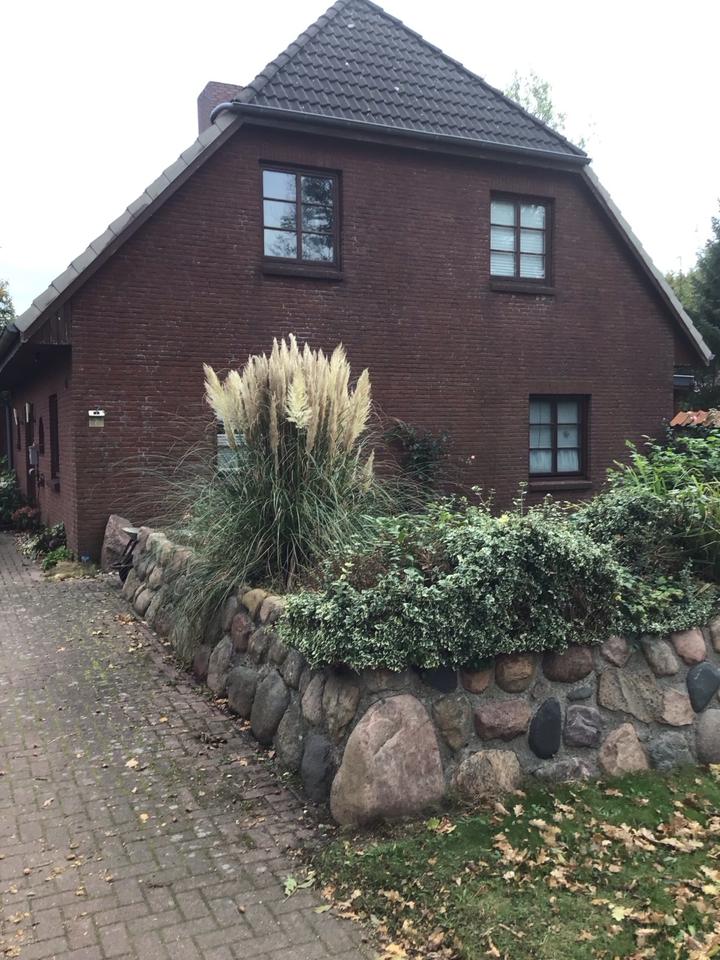 Thumbnail-Einfamilienhaus mit Wohnung im OG