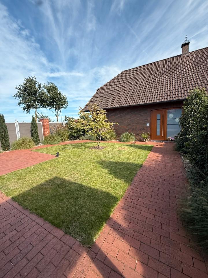 Thumbnail-Gemütliche Obergeschosswohnung mit Balkon und Vorgarten