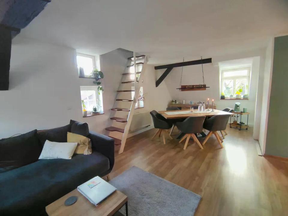 Thumbnail-4,5-Zi. DG Wohnung im modernen Fachwerk-Stil in begehrter Lage vo