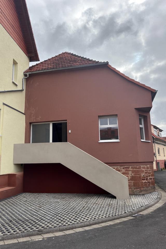 Thumbnail-Bitte keine Makler, stillvolle Doppelhaushälfte – Gem. Hasselroth