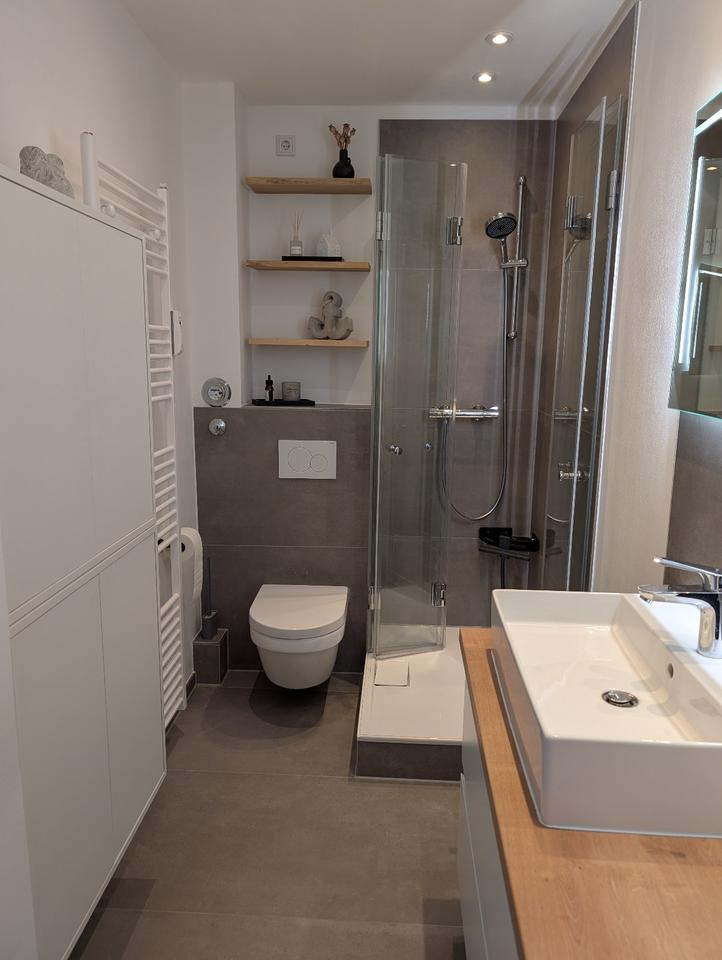 Thumbnail-Von privat: Sanierte 2,5-Zimmer-Wohnung mit Balkon und Stellplatz