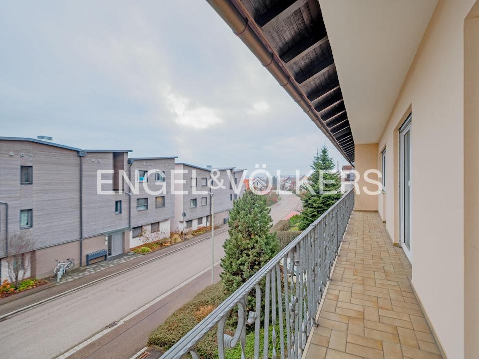 Thumbnail-Sanierte, helle 4-Zimmer-Wohnung mit großer Wohnküche