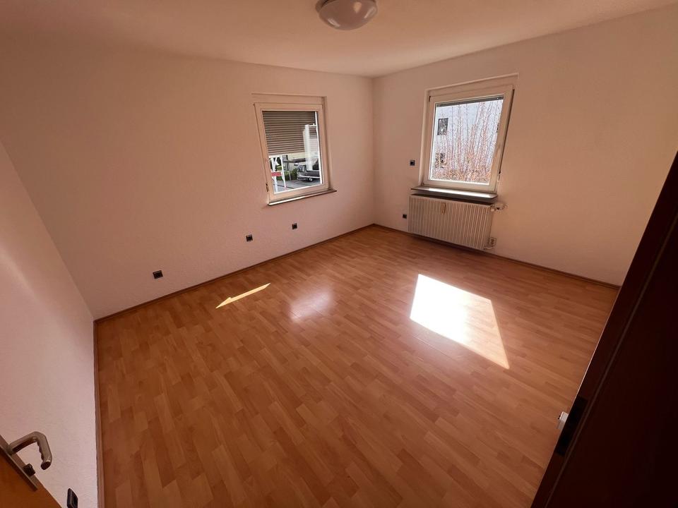 Thumbnail-Attraktive 3-Zimmer-Wohnung mit 80 qm in Fellbach Schmiden