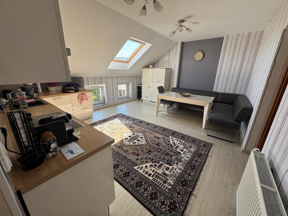 Thumbnail-3,5-Zimmer Dachgeschosswohnung in Iserlohn-Zentrum (Kernsaniert)