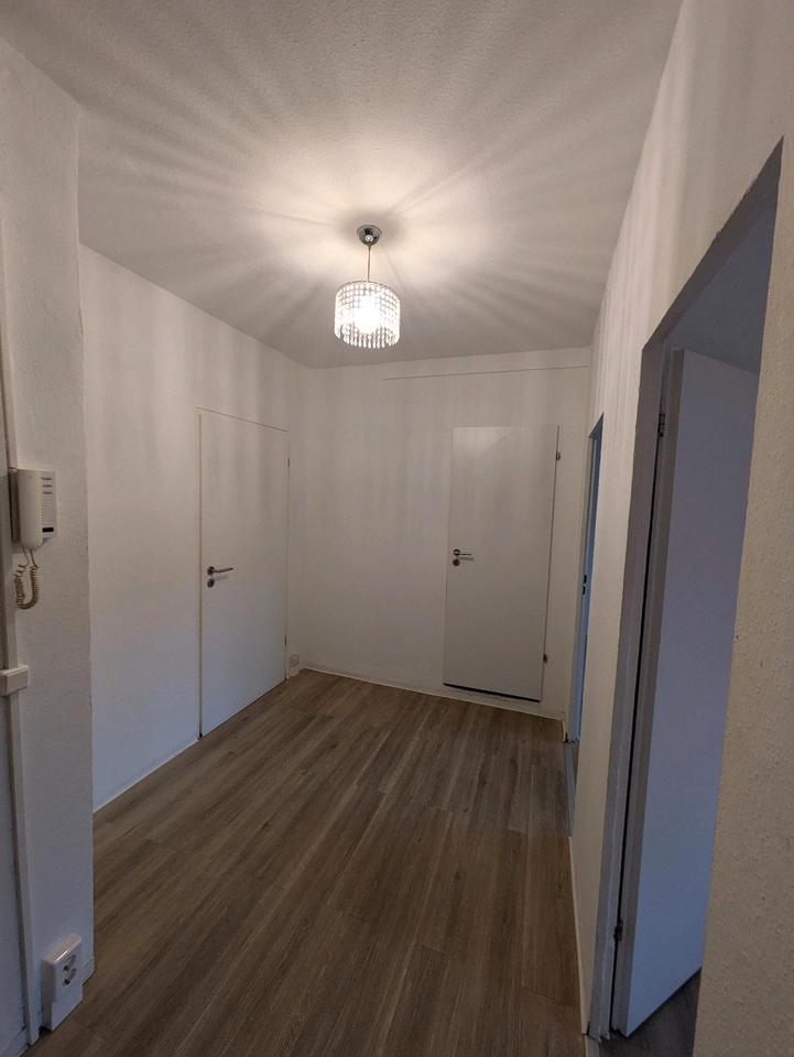 Thumbnail-Frisch sanierte 6-Raum-Wohnung mit Balkon im Zentrum von Pasewalk