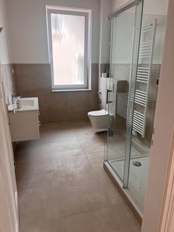 Thumbnail-3-Zimmer-Wohnung (60m2) - vollständig saniert - möbeliert