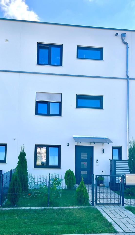 Thumbnail-Schönes Reihenmittelhaus im Neubaugebiet