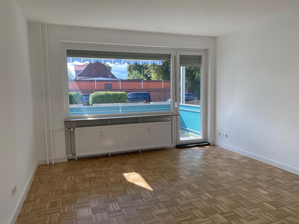 Thumbnail-Traumhafte 3-Zimmer Balkon-Wohnung im Erdgeschoss in SZ-Thiede