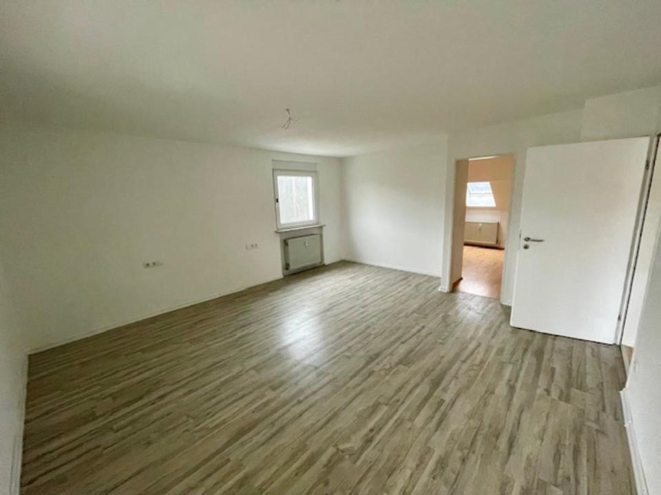 Thumbnail-Wohnung OG mit besonderer Ausstattung Loggia Erstbezug renoviert