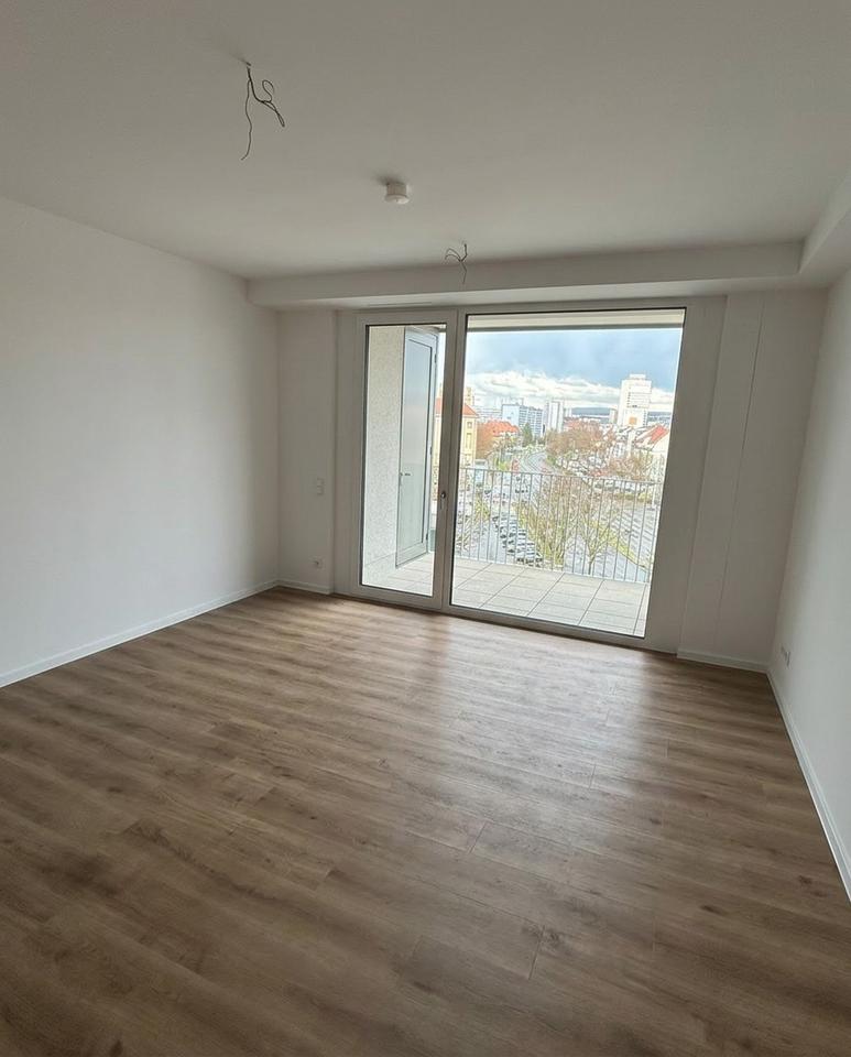 Thumbnail-Moderne 2-Zimmer-Wohnung mit Balkon (58m²)