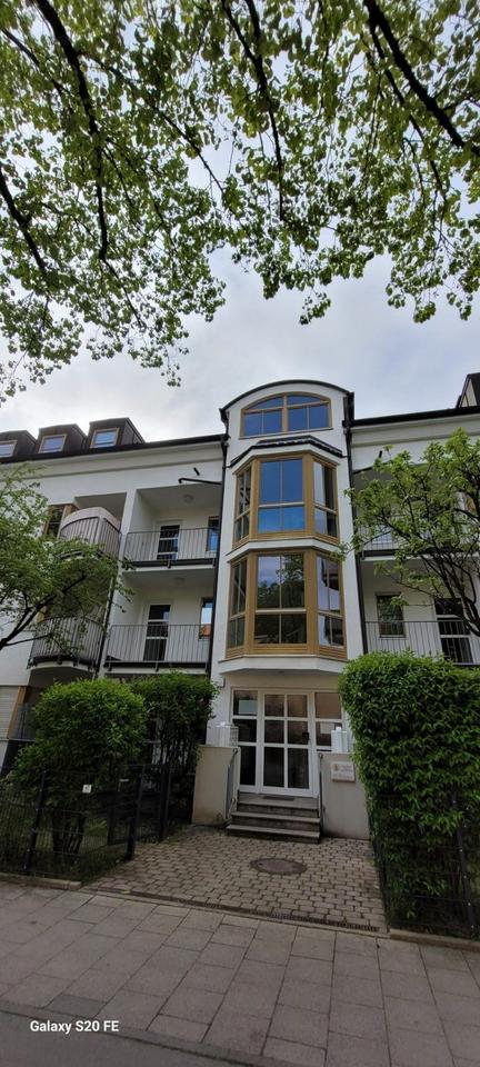 Thumbnail-Helles, möbliertes City-Apartment inkl. EBK und Balkon in München