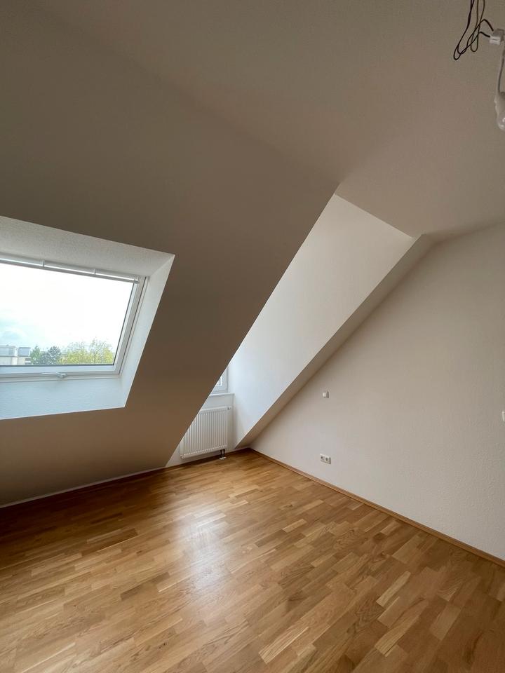 Thumbnail-Neuwertige, Helle 2-Zimmer-Wohnung in Zentrumsnähe