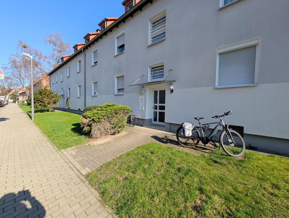 Thumbnail-**Jetzt zugreifen: +Laminat +weiße Wände +Tageslichtbad +großzügig +hell**