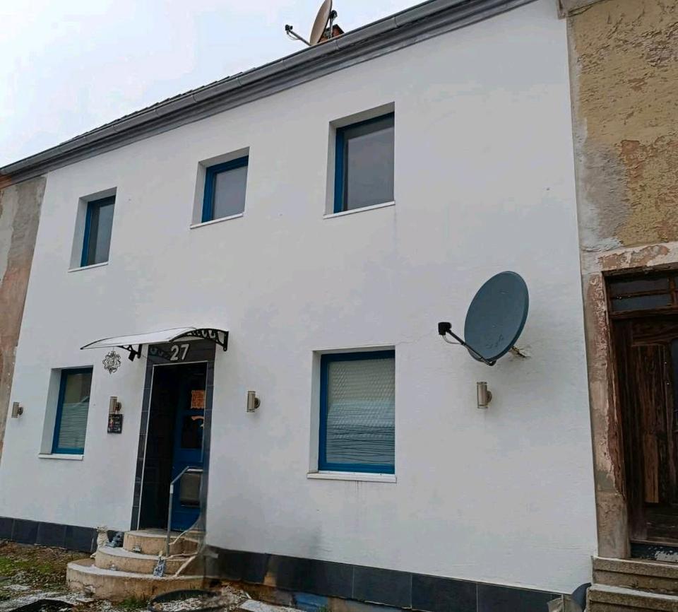 Thumbnail-Haus mit Scheune zu verkaufen