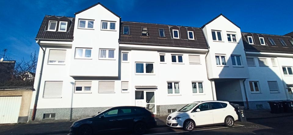 Thumbnail-Schöne Renovierte 3 ZKB Wohnung mit Balkon in Neuwied zur Miete