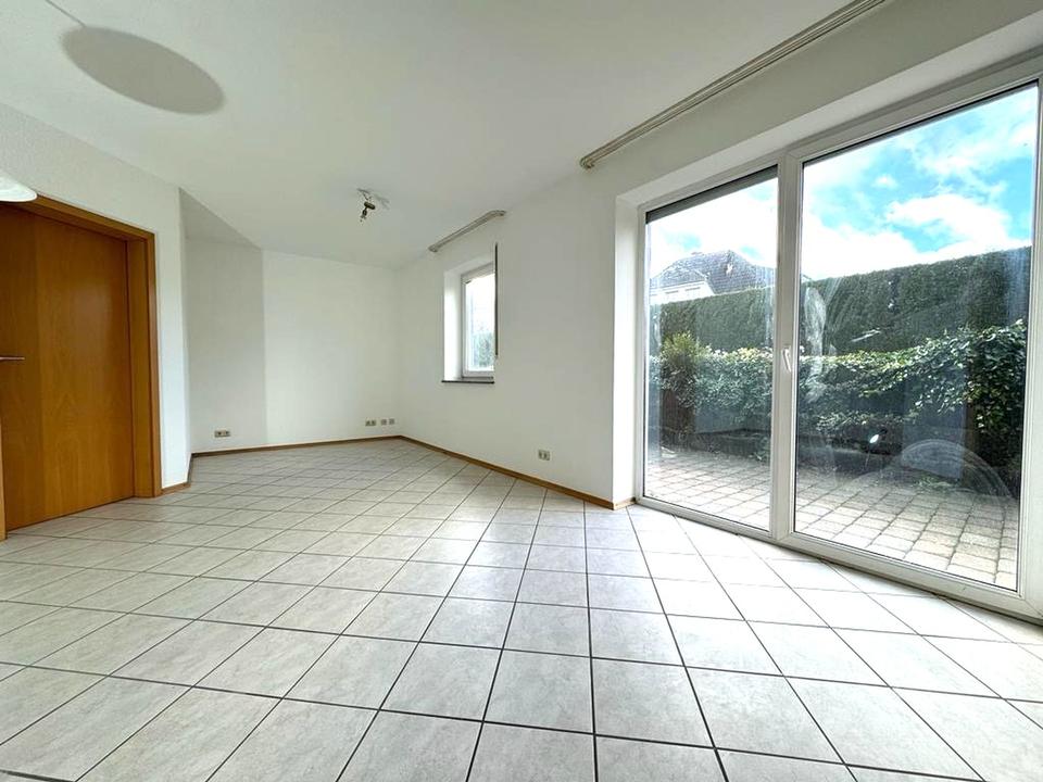 Thumbnail-Schöne Wohnung inkl. Küche und Terrasse * in Trierweiler