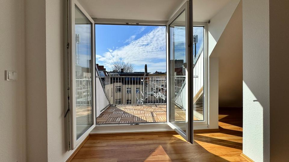 Thumbnail-Sonne satt: Dachgeschoss mit Süd-Terrasse, Weitblick nach Westen
