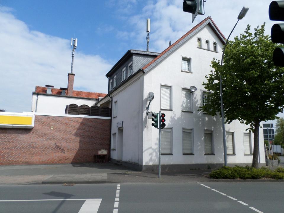 Thumbnail-2 Wohn-Geschäftshäuser in Liesborn bei Lippstadt zu verkaufen