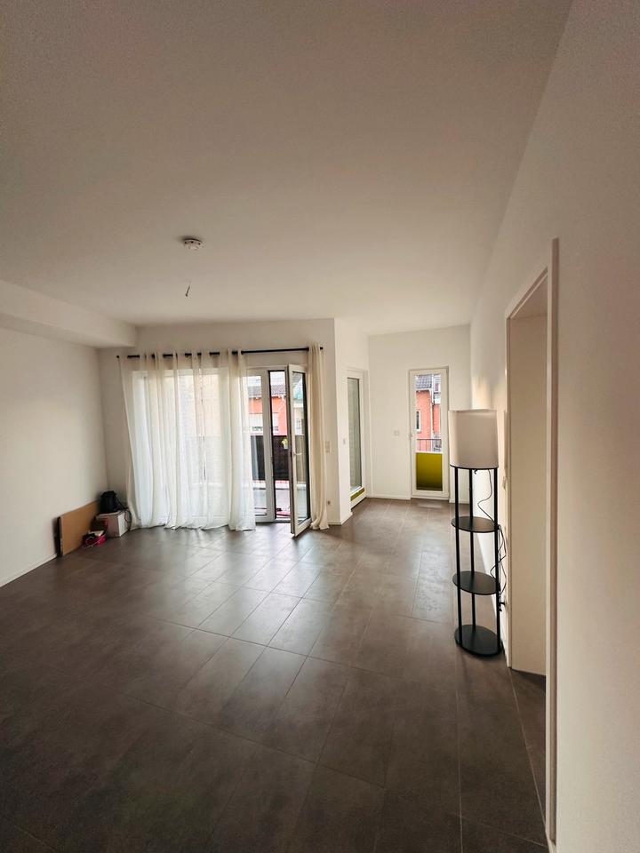 Thumbnail-Helle, moderne 2 Zimmer Wohnung in Troisdorf Spich mit 60qm