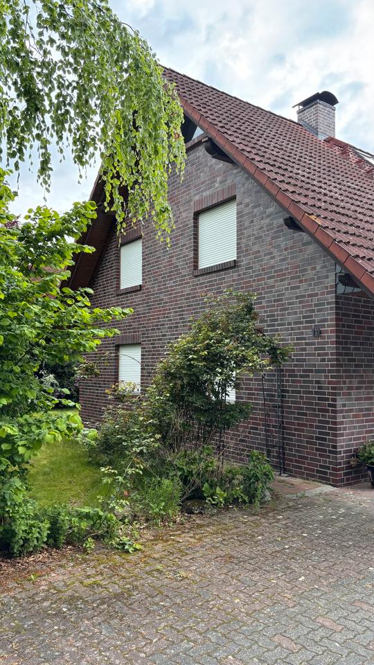 Thumbnail-Exklusives Einfamilienhaus in traumhafter Feldrandlage