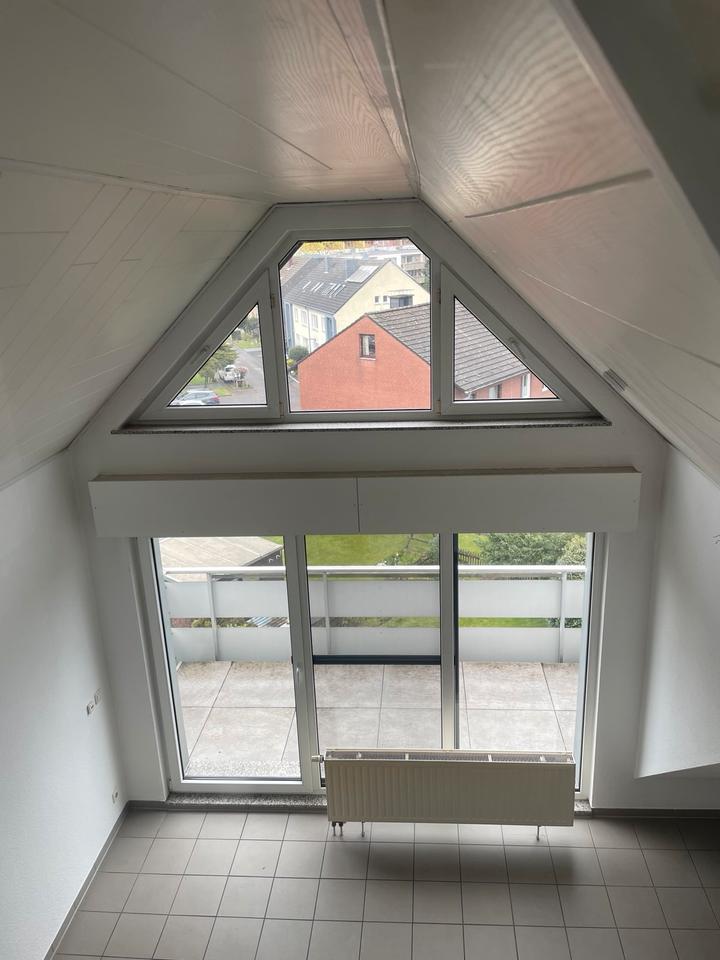 Thumbnail-Schöne 3,5 Zimmer - Wohnung Nähe Schloss Oberhausen